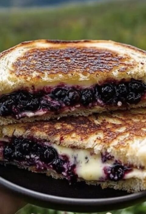Balsamic Blackberry Bliss Grilled Cheese