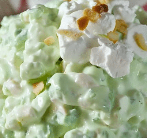 Easy Watergate Salad Recipe