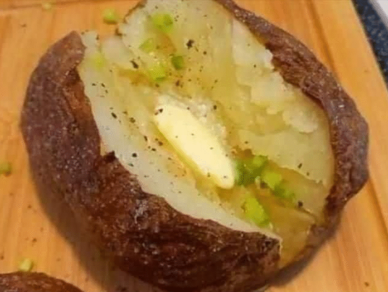 Sour Cream and Chives Baked Potatoes