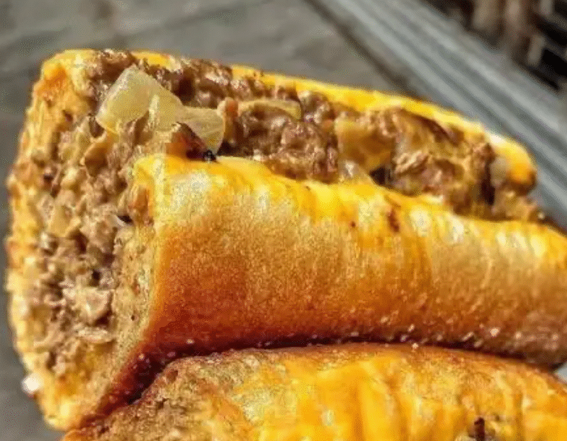 Philly cheesesteak sloppy joes