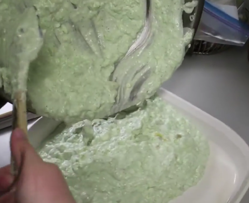 PISTACHIO PINEAPPLE CAKE