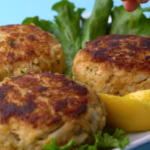 CHEESY GARLIC CHICKEN WRAPS