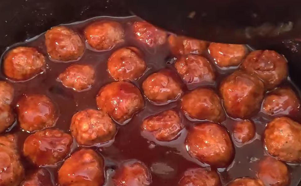 3‑Ingredient Crockpot Coca‑Cola Meatballs